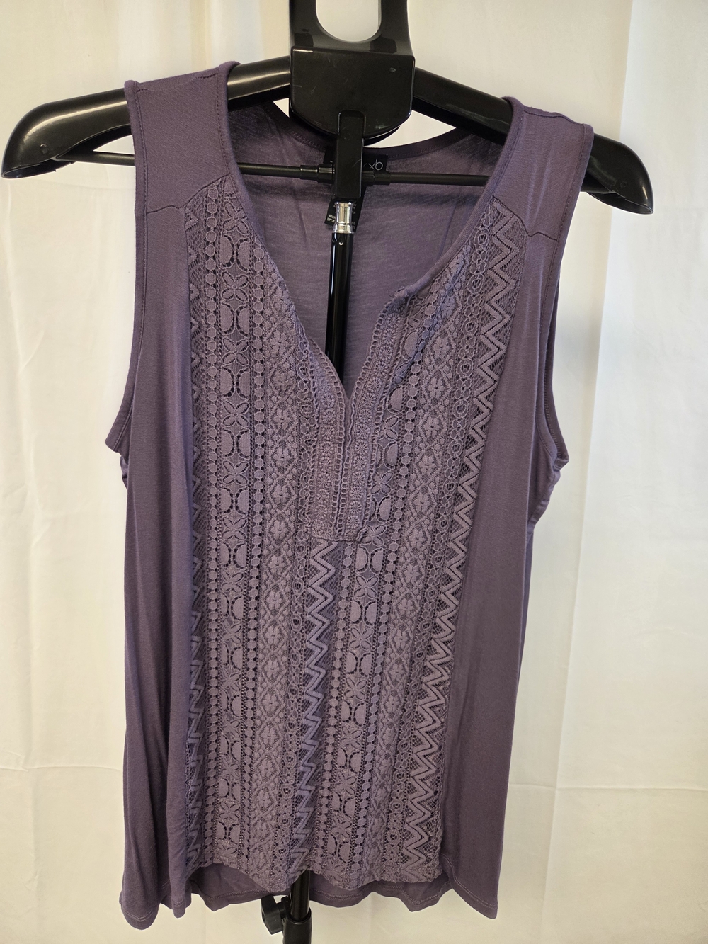 RXB Lavender Sleeveless Lace-Front Tank Top